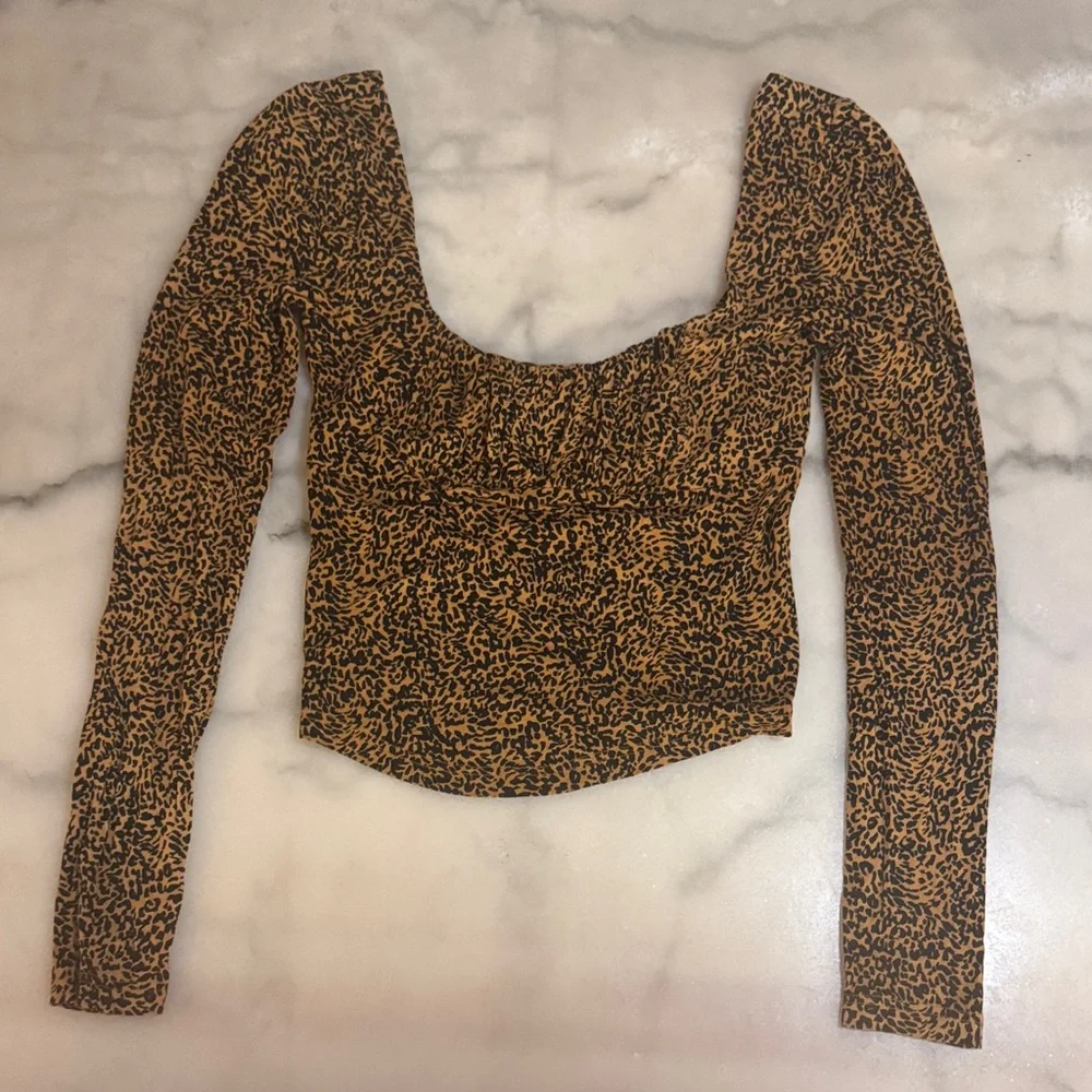 Free People Wide Eyed Top - Leopard Print - Small - Picture 4 of 7